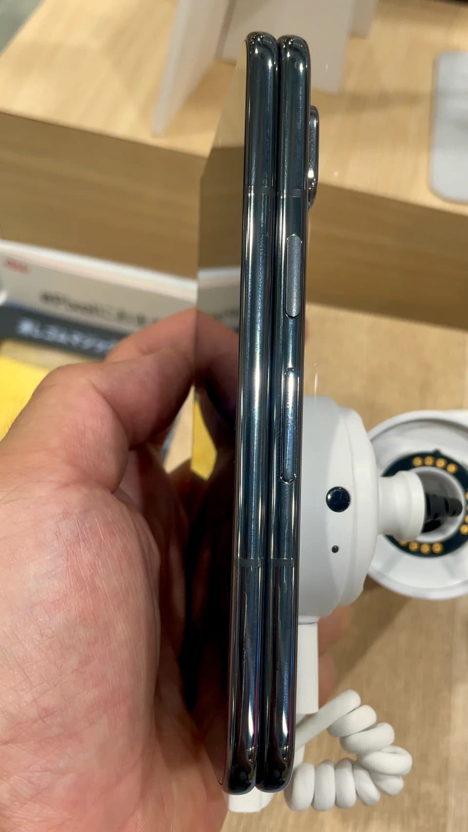 The hinge edge and folded thickness of a Google Pixel Fold.